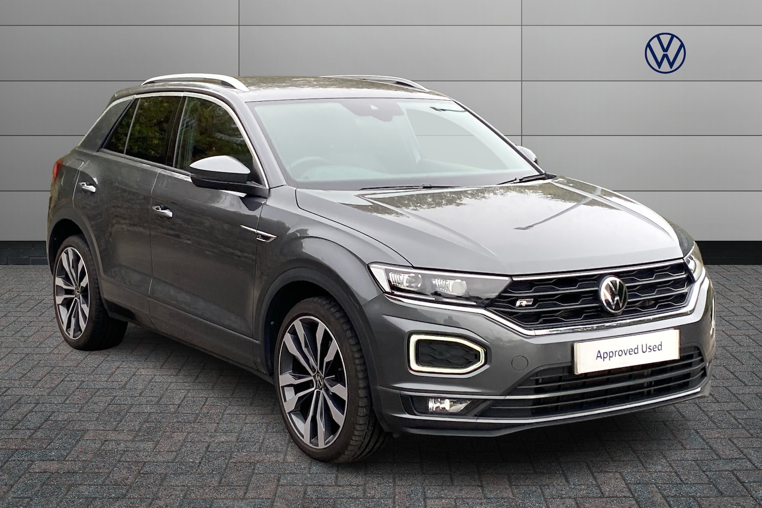 Used Volkswagen T-Roc 2022 for sale - 76675017: Photo 1
