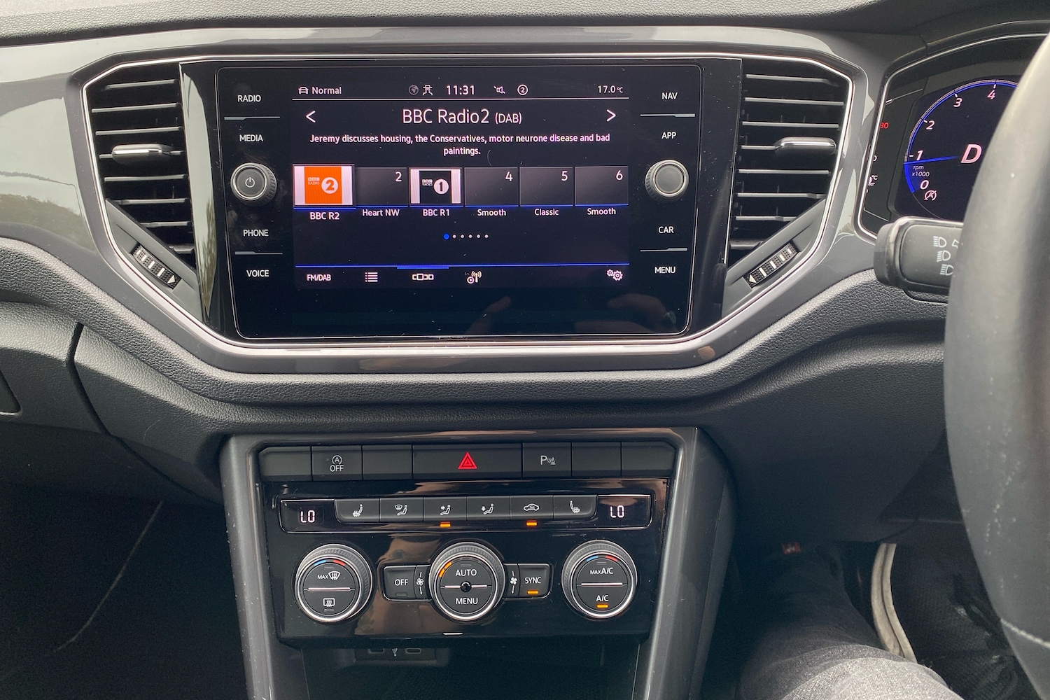 Used Volkswagen T-Roc 2022 for sale - 76675017: Photo 9