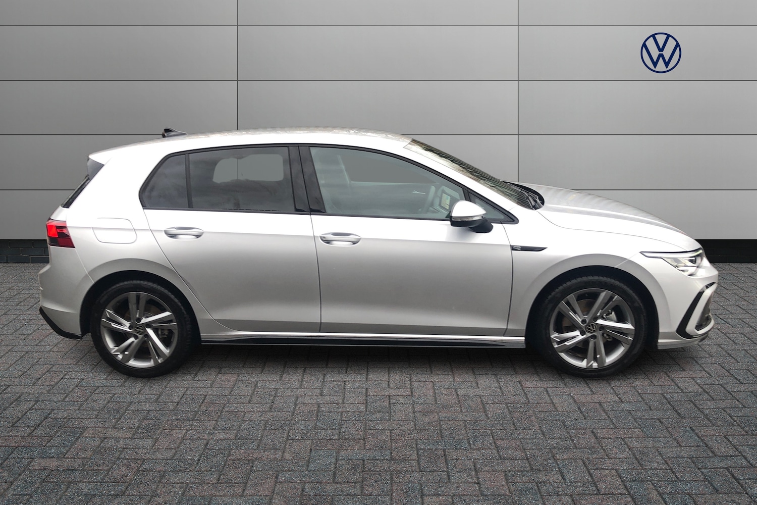 Used Volkswagen Golf 2024 for sale - 78206918: Photo 4