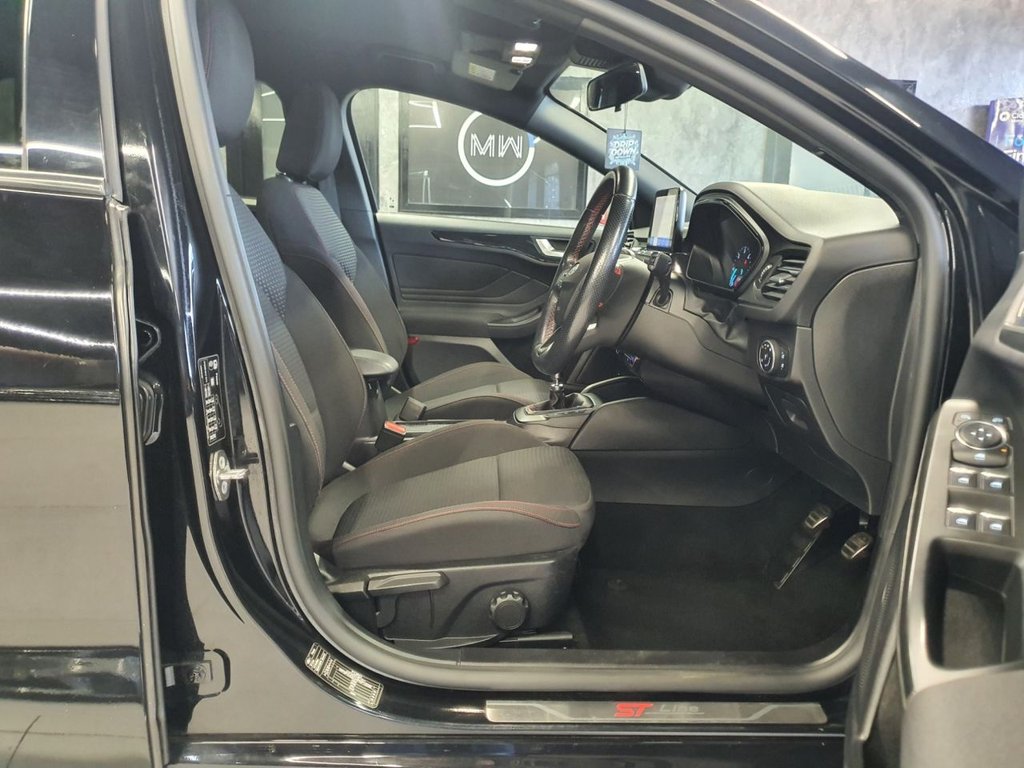 Used Ford Focus 2020 for sale - 76333927: Photo 18