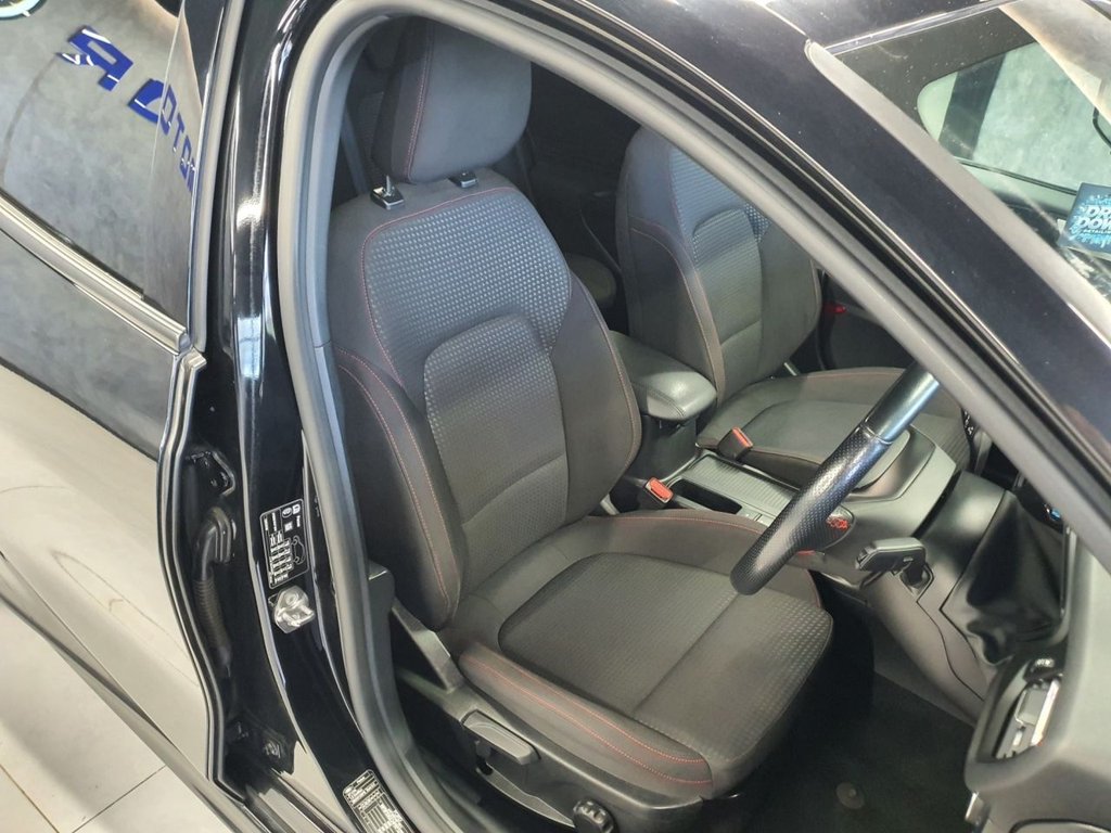 Used Ford Focus 2020 for sale - 76333927: Photo 19