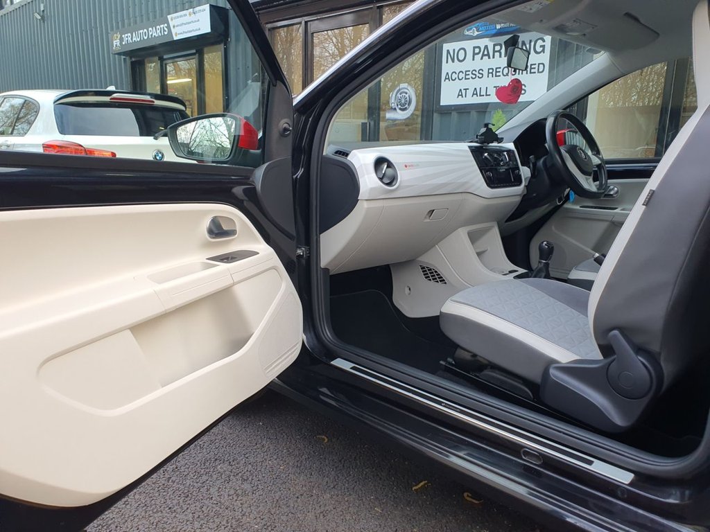 Used Volkswagen up! 2016 for sale - 77654750: Photo 13