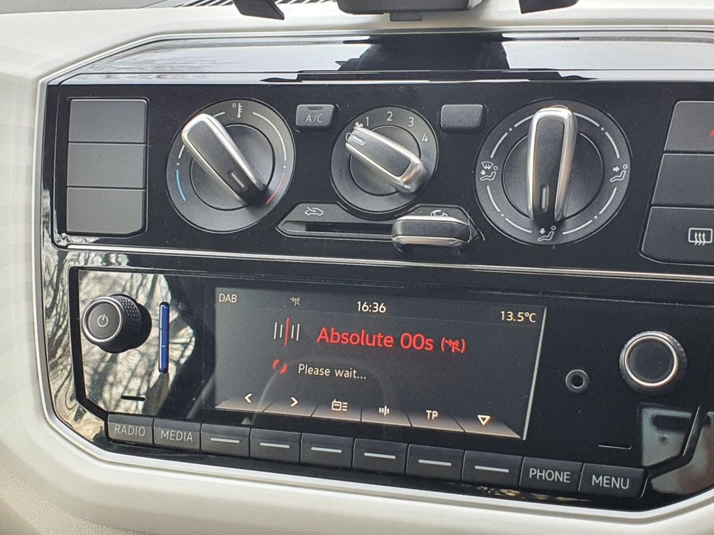 Used Volkswagen up! 2016 for sale - 77654750: Photo 19