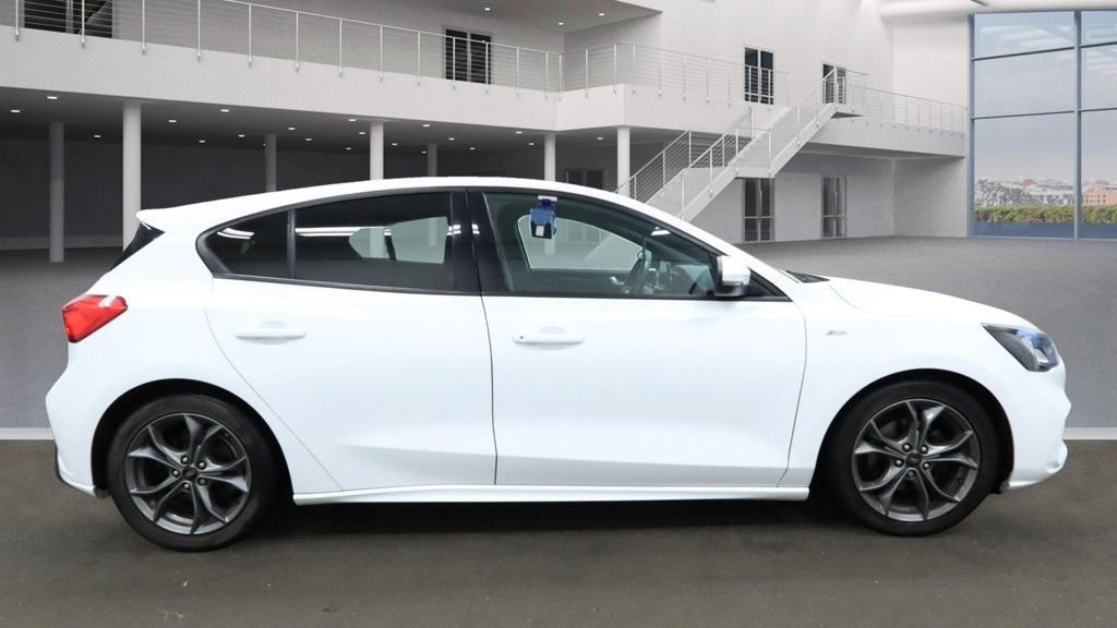 Used Ford Focus 2018 for sale - 76356818: Photo 5