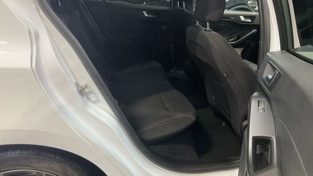 Used Ford Focus 2018 for sale - 76356818: Photo 7