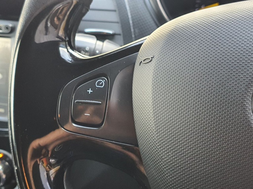 Used Renault Captur 2015 for sale - 77621245: Photo 26