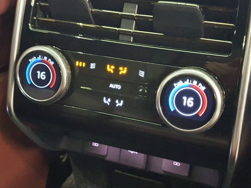 Used Land Rover Range Rover 2023 for sale - 76454432: Photo 41