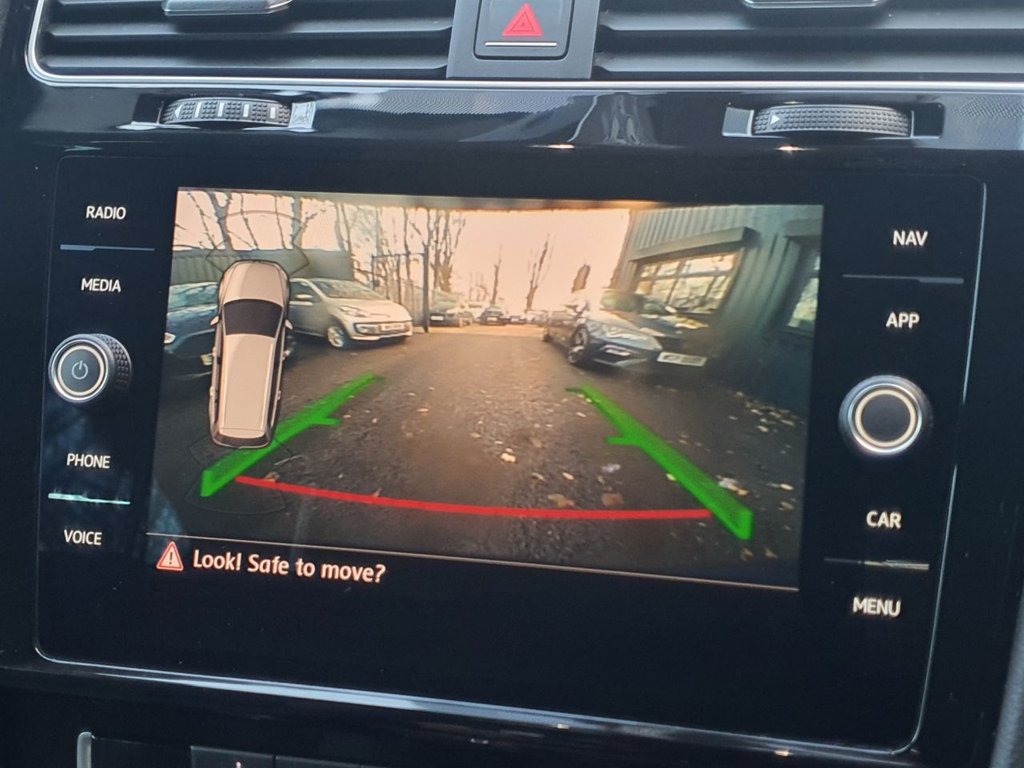 Used Volkswagen Golf 2018 for sale - 76604903: Photo 36