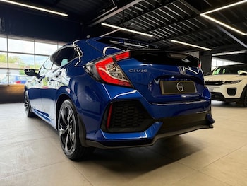 Used Honda Civic 2017 for sale - 77054197: Photo