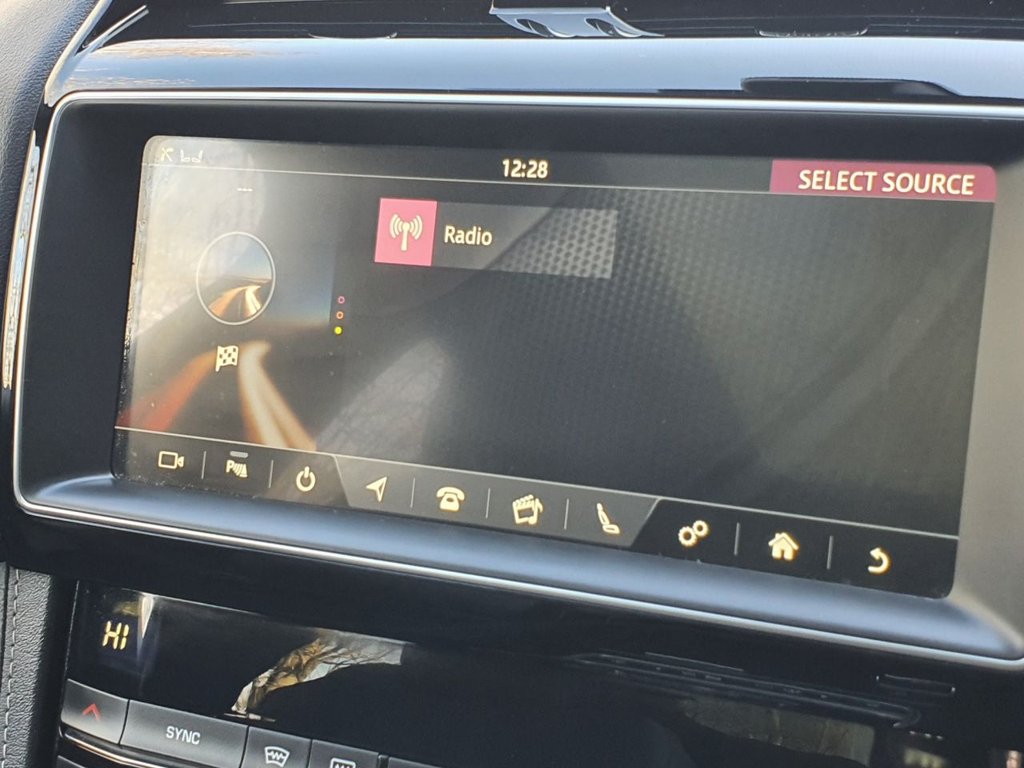 Used Jaguar F-Pace 2018 for sale - 78154006: Photo 32