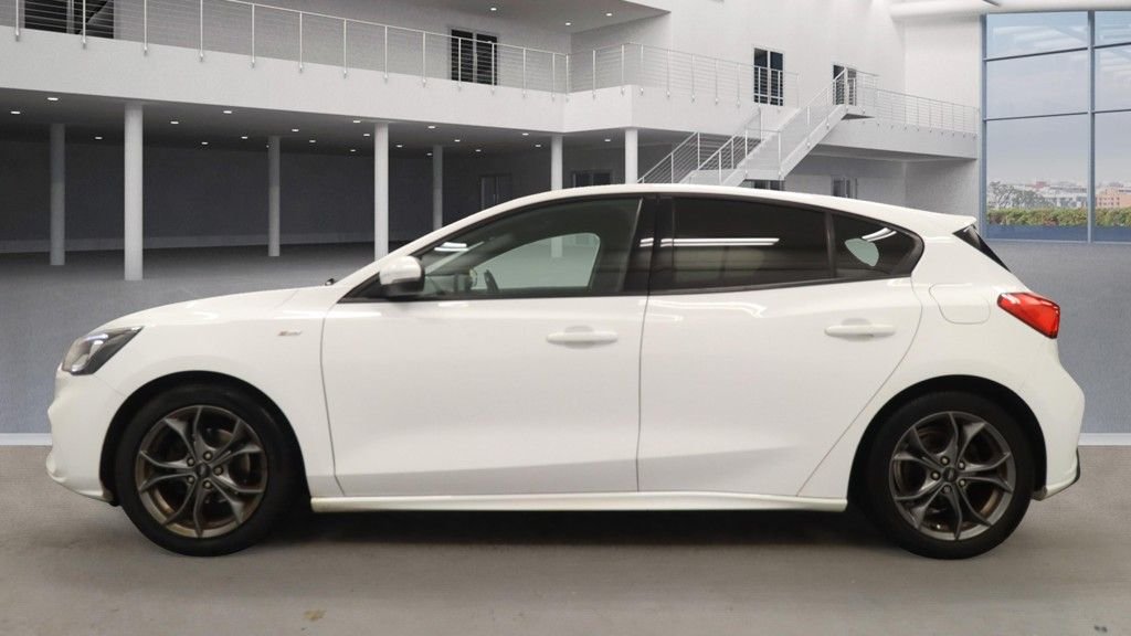 Used Ford Focus 2019 for sale - 76934792: Photo 6