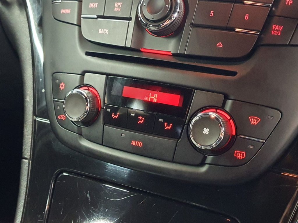 Used Vauxhall Insignia 2013 for sale - 76454068: Photo 25