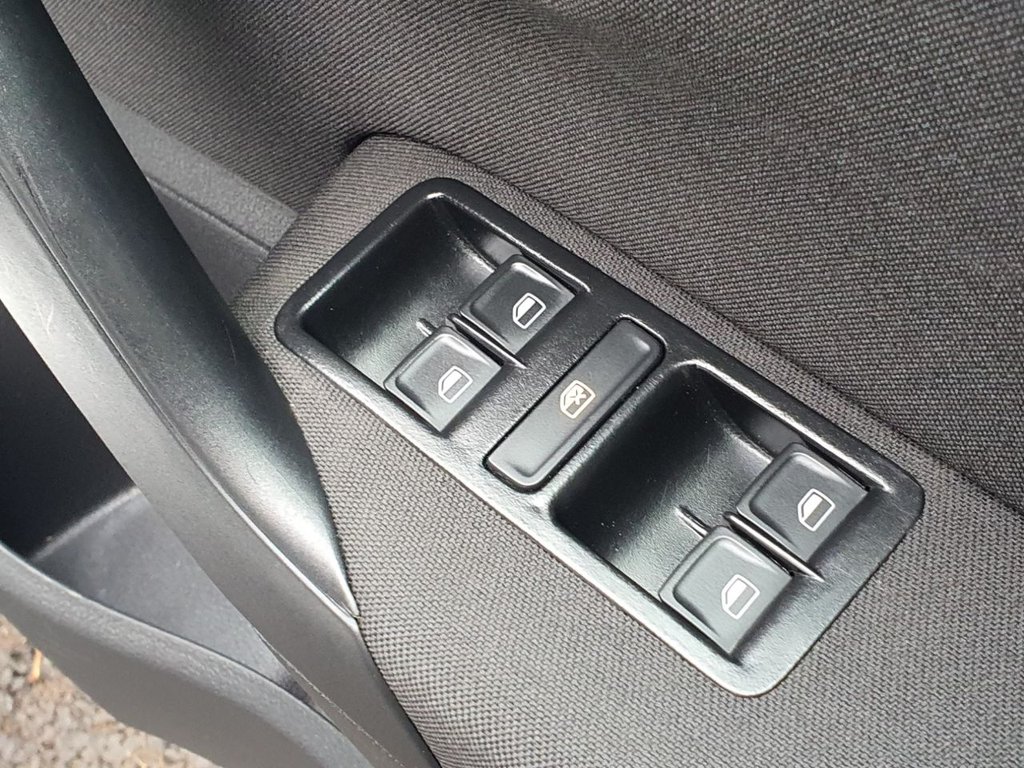 Used Volkswagen Polo 2017 for sale - 77341787: Photo 24