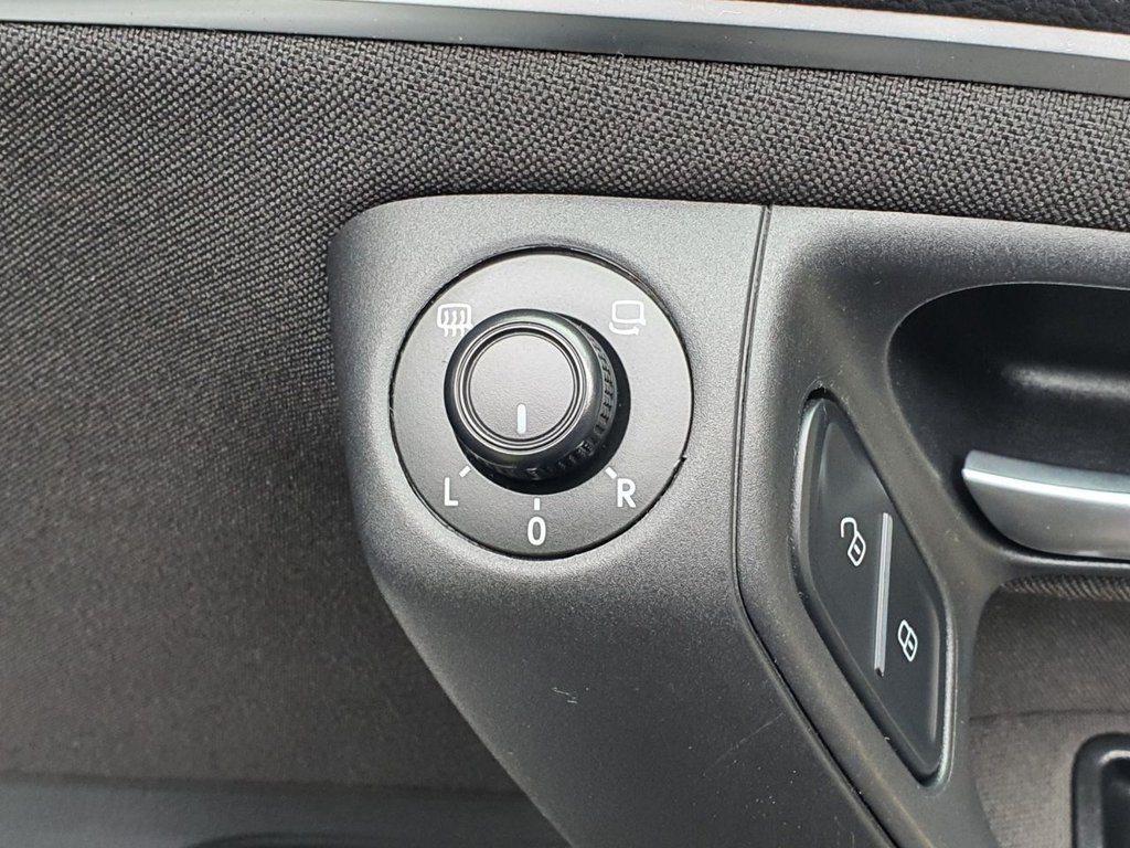 Used Volkswagen Polo 2017 for sale - 77341787: Photo 25