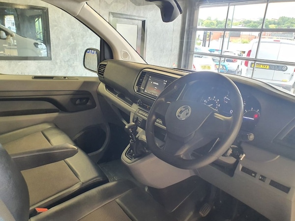 Used Vauxhall Vivaro 2019 for sale - 76132410: Photo 23
