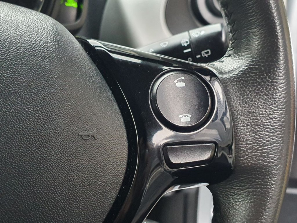 Used Peugeot 108 2014 for sale - 77621271: Photo 26