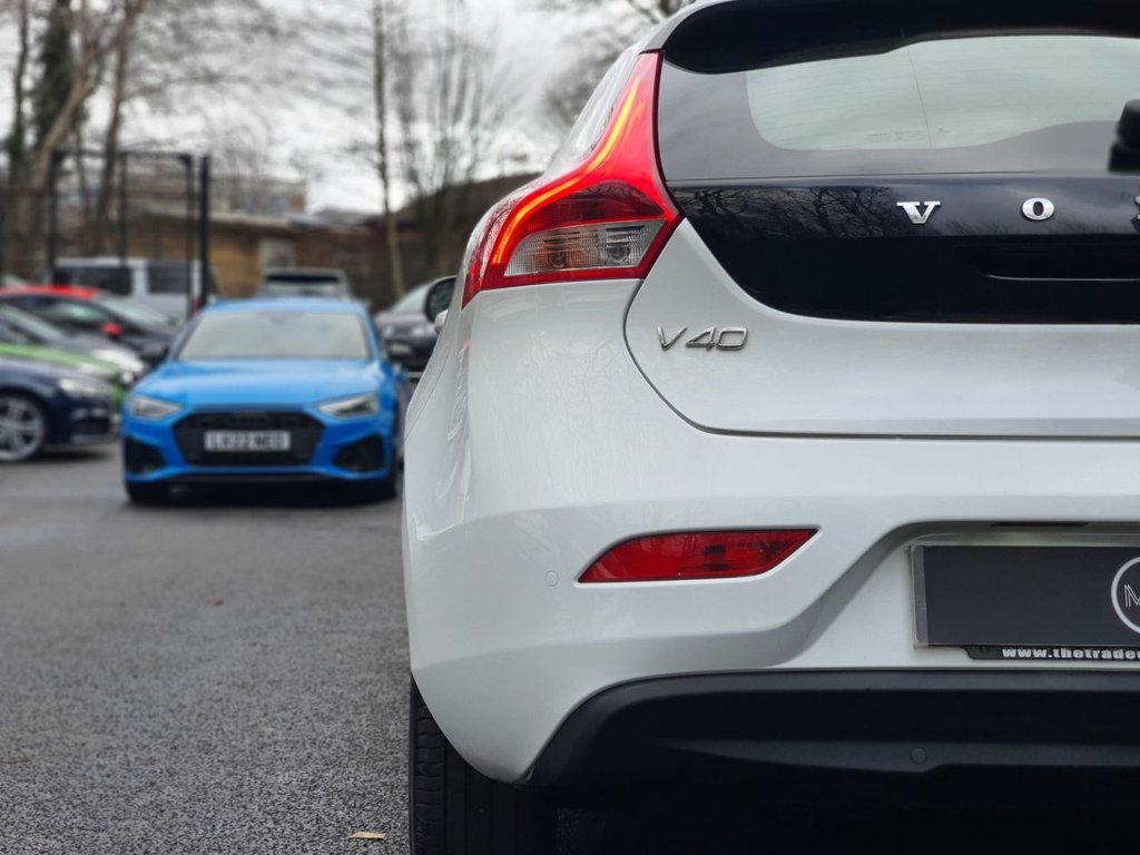 Used Volvo V40 2018 for sale - 77408249: Photo 10