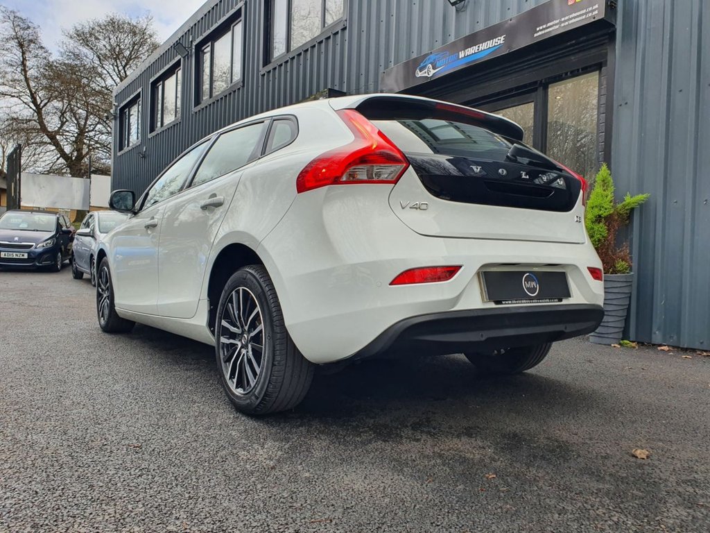 Used Volvo V40 2018 for sale - 77408249: Photo 3