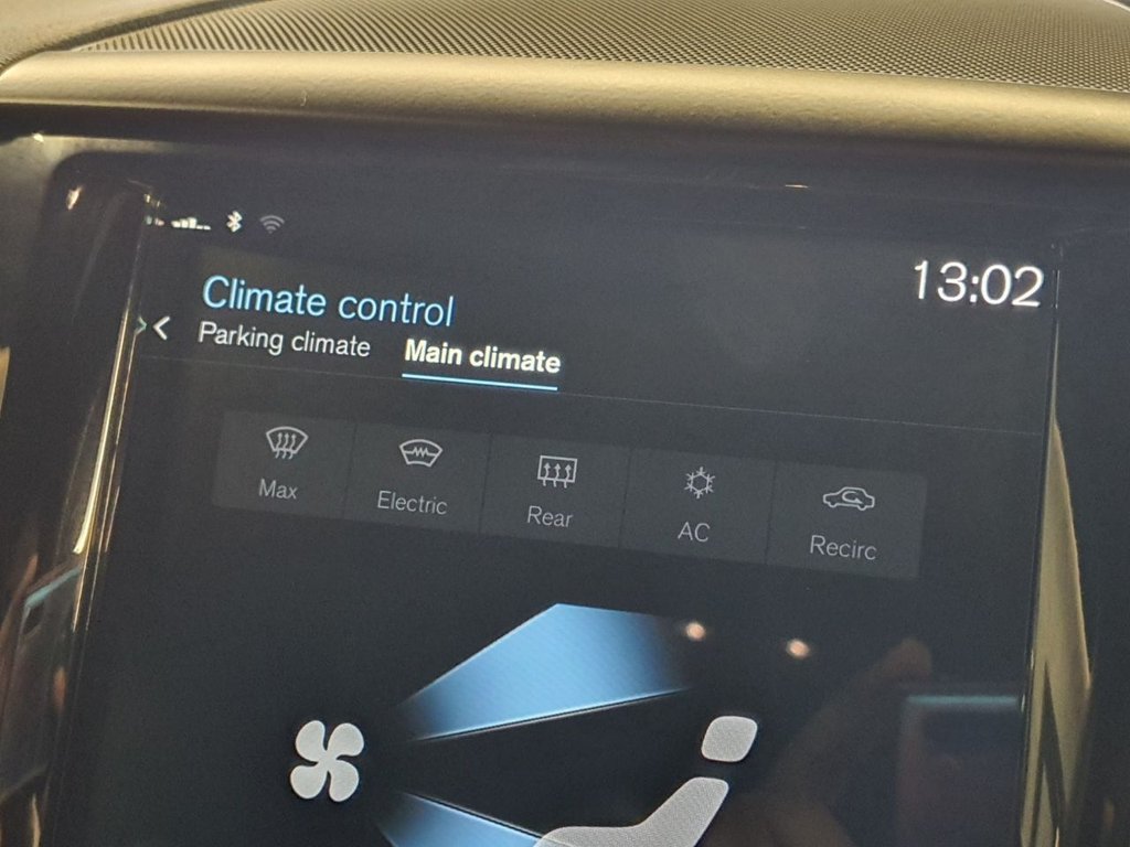 Used Volvo XC60 2018 for sale - 76604384: Photo 44