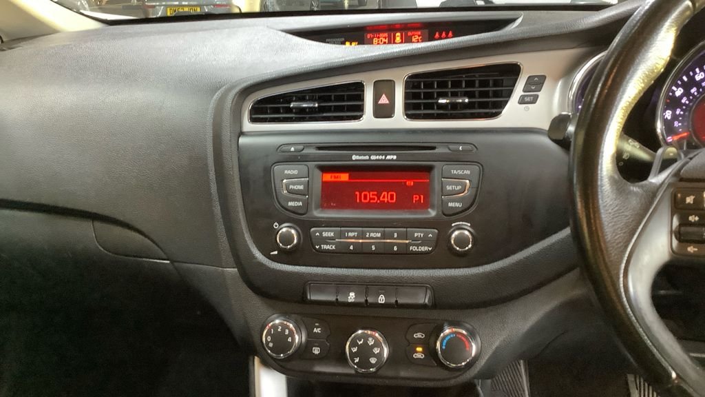 Used Kia Ceed 2015 for sale - 76883285: Photo 8