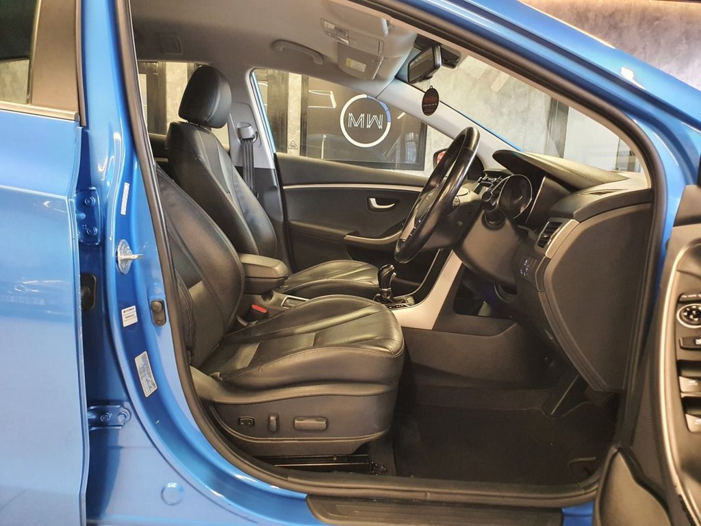 Used Hyundai i30 2015 for sale - 76454409: Photo 18