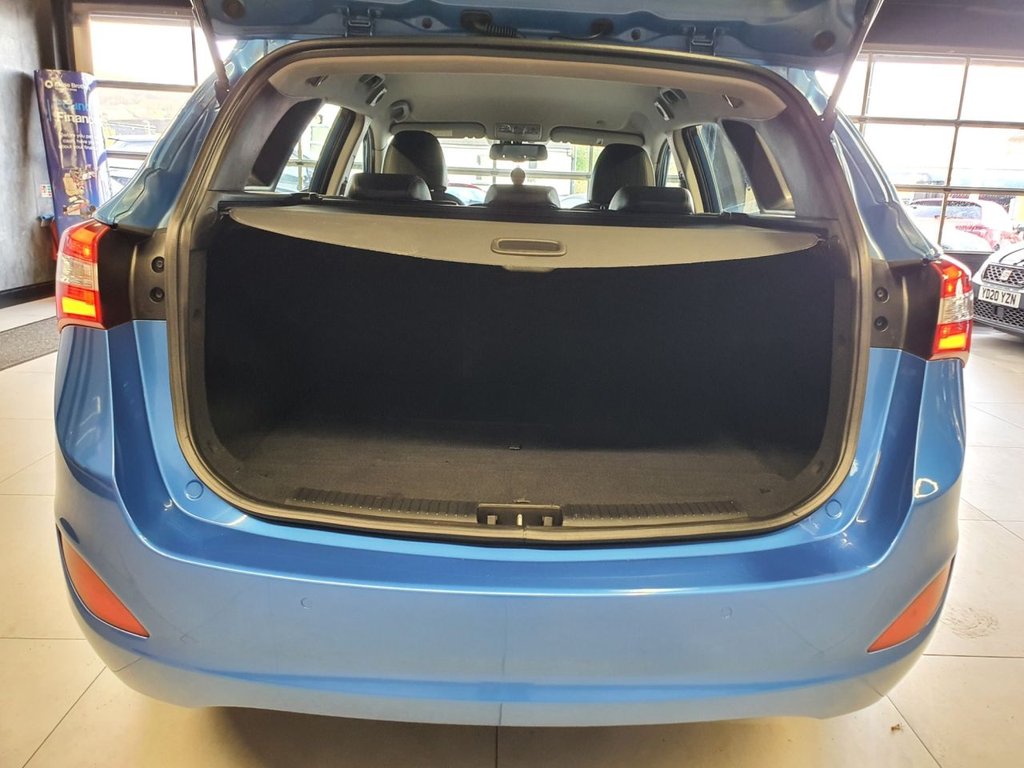 Used Hyundai i30 2015 for sale - 76454409: Photo 25