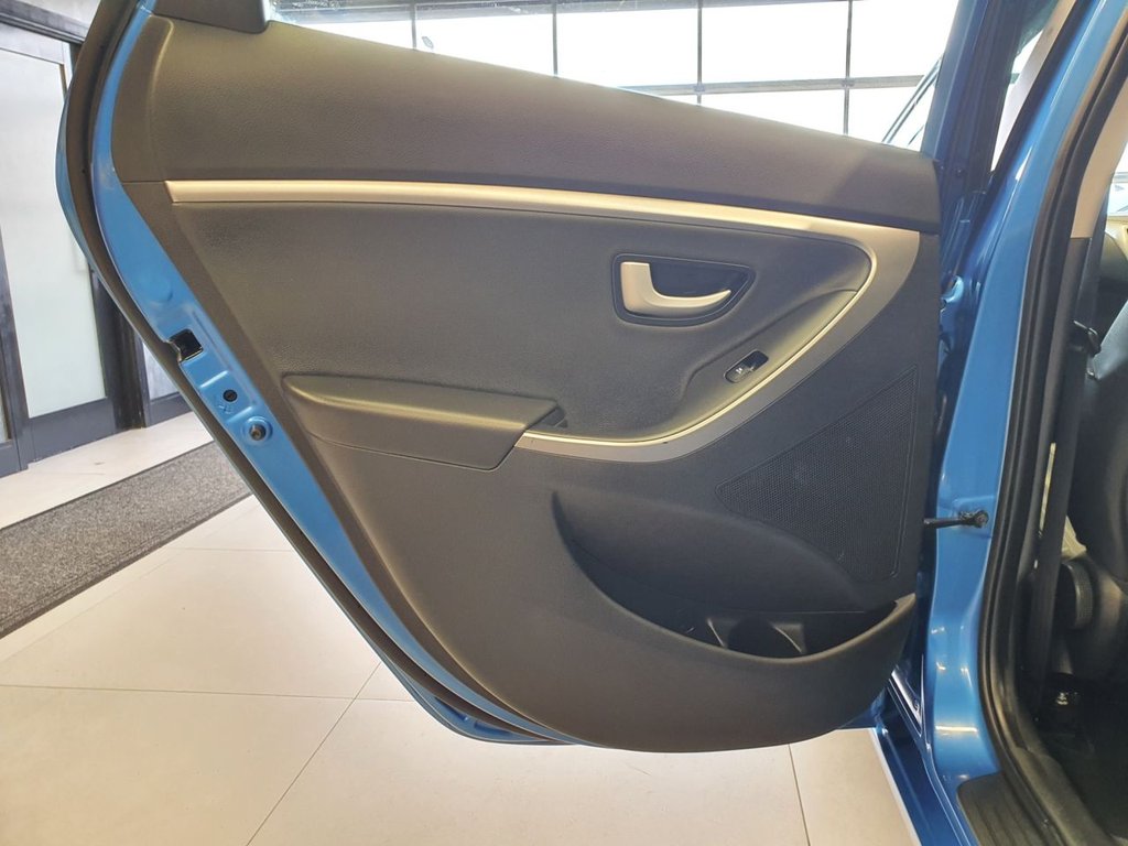 Used Hyundai i30 2015 for sale - 76454409: Photo 26