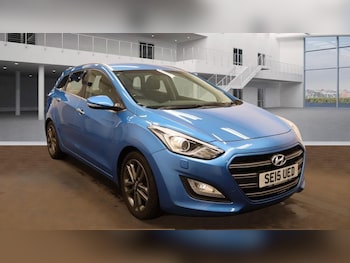 Used Hyundai i30 2015 for sale - 76454409: Photo