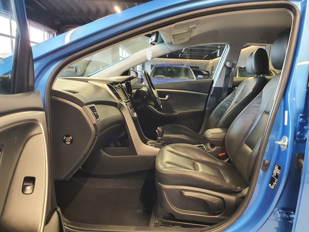 Used Hyundai i30 2015 for sale - 76454409: Photo 30