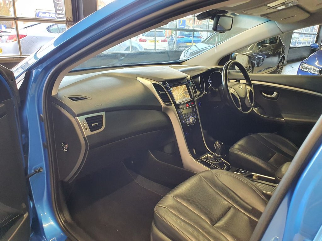 Used Hyundai i30 2015 for sale - 76454409: Photo 32