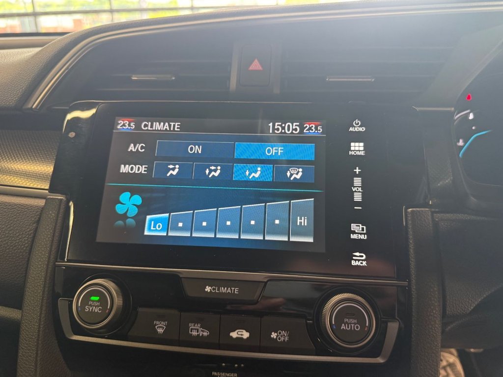 Used Honda Civic 2017 for sale - 77341192: Photo 40