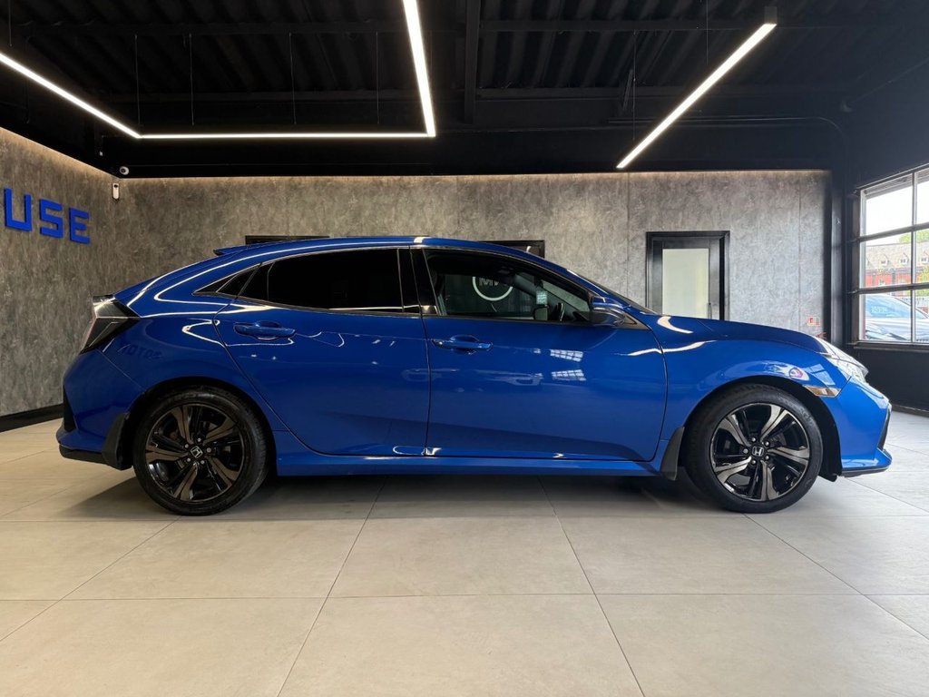 Used Honda Civic 2017 for sale - 77341192: Photo 9