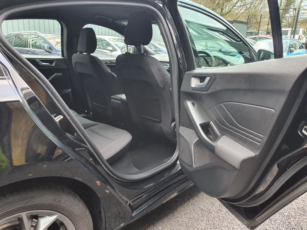 Used Ford Focus 2019 for sale - 77692895: Photo 14