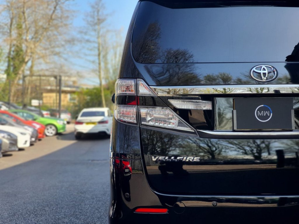 Used Toyota Vellfire 2014 for sale - 78212769: Photo 10