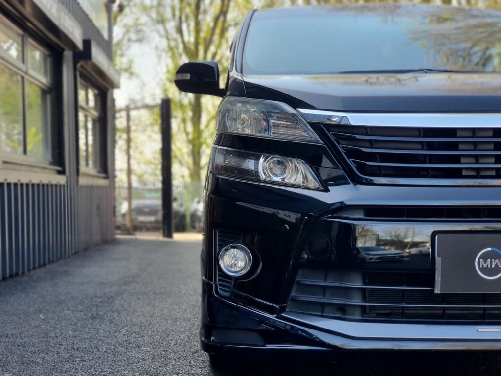 Used Toyota Vellfire 2014 for sale - 78212769: Photo 11