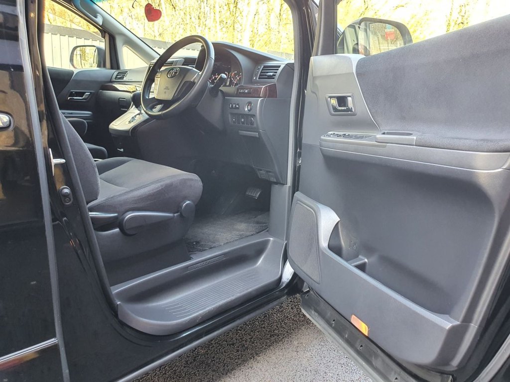 Used Toyota Vellfire 2014 for sale - 78212769: Photo 12