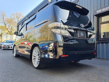 Used Toyota Vellfire 2014 for sale - 78212769: Photo