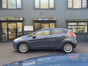 Used Ford Fiesta 2014 for sale - 77088983: Photo