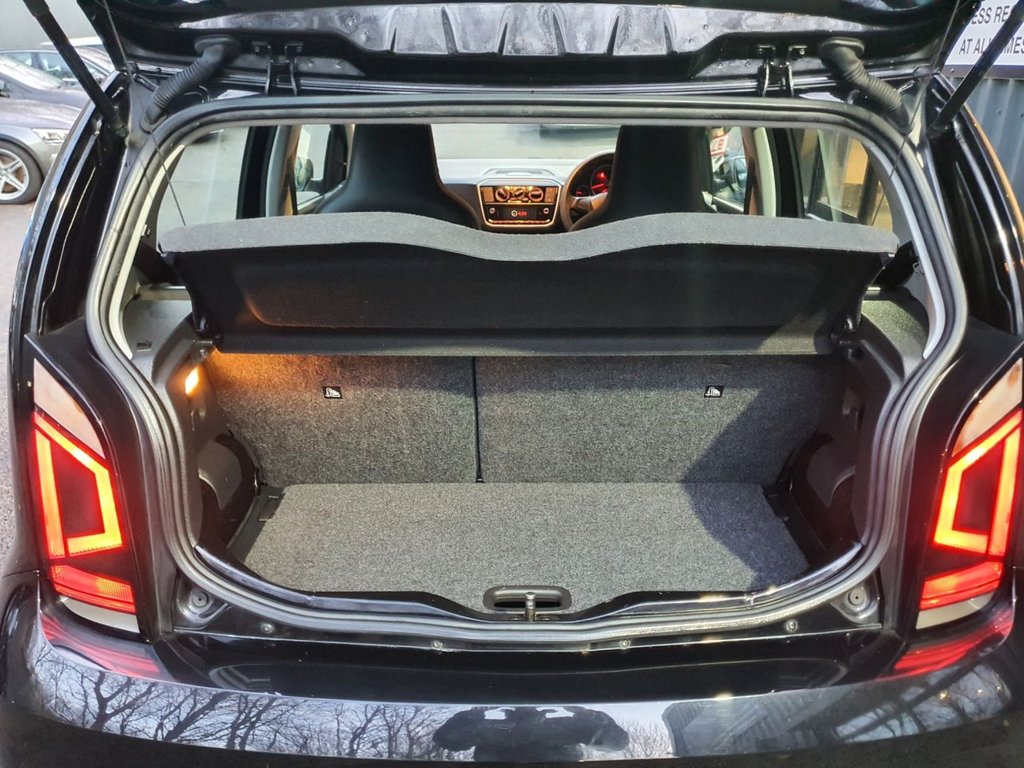 Used Volkswagen up! 2017 for sale - 77236358: Photo 16