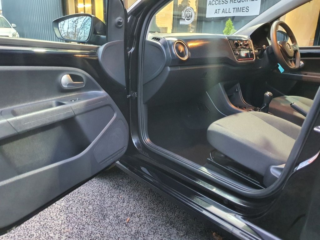 Used Volkswagen up! 2017 for sale - 77236358: Photo 19