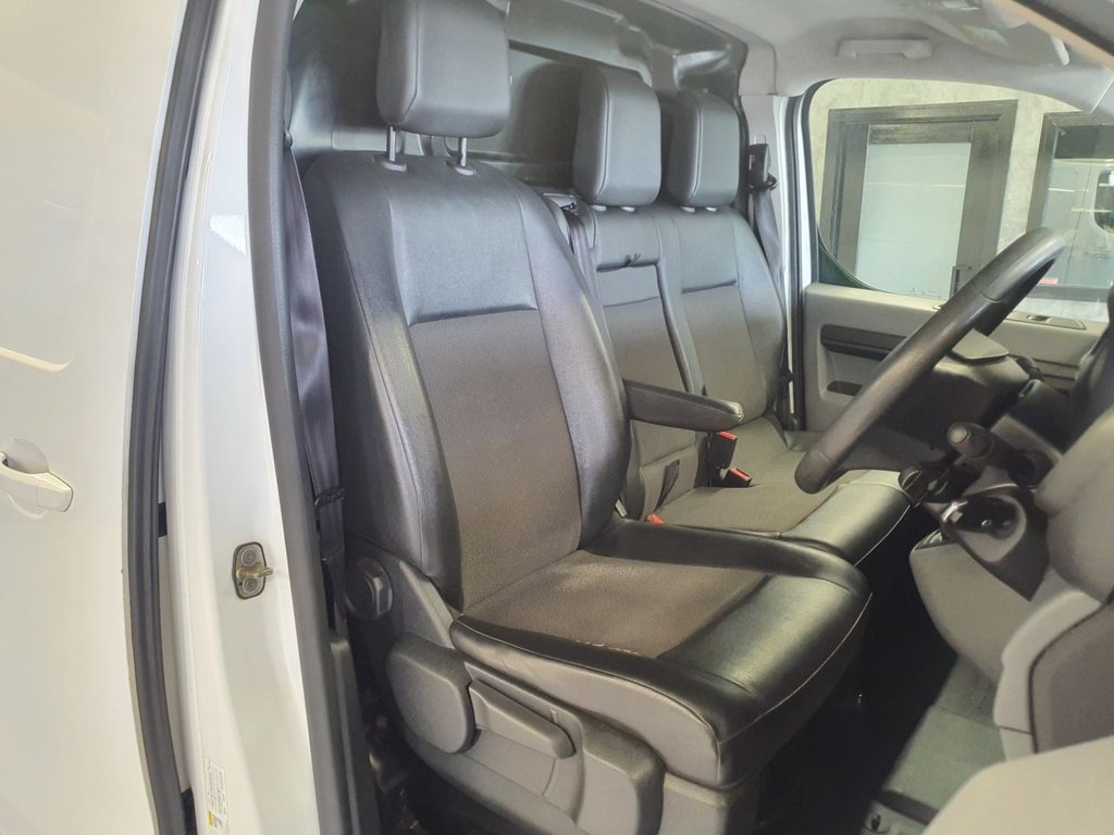 Used Vauxhall Vivaro 2019 for sale - 77372803: Photo 22