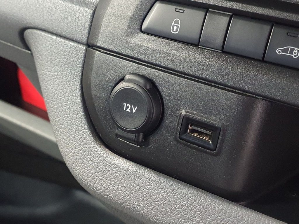 Used Vauxhall Vivaro 2019 for sale - 77372803: Photo 38