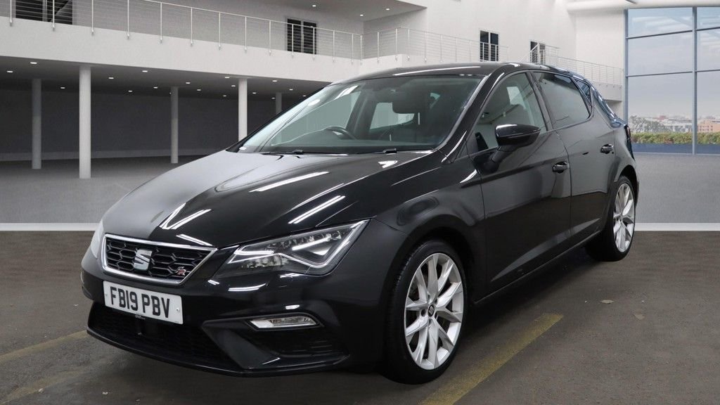 Used SEAT Leon 2019 for sale - 76535800: Photo 1