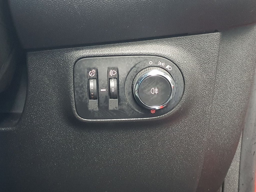 Used Vauxhall ADAM 2016 for sale - 77507000: Photo 21