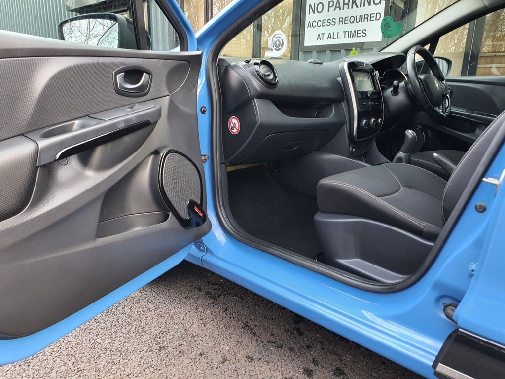 Used Renault Clio 2015 for sale - 77820699: Photo 19