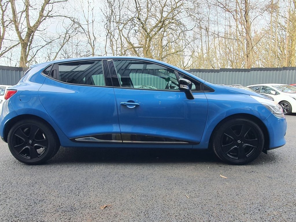 Used Renault Clio 2015 for sale - 77820699: Photo 6