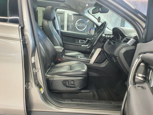 Used Land Rover Discovery Sport 2017 for sale - 76235310: Photo 18
