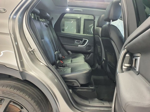 Used Land Rover Discovery Sport 2017 for sale - 76235310: Photo 22