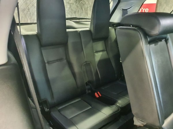 Used Land Rover Discovery Sport 2017 for sale - 76235310: Photo 25