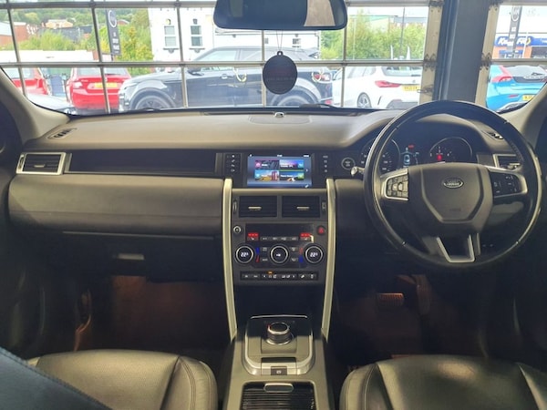 Used Land Rover Discovery Sport 2017 for sale - 76235310: Photo 35